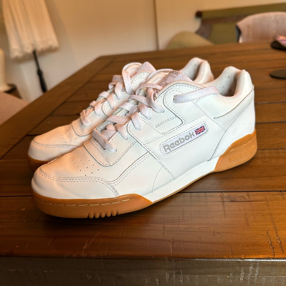 Reebok Unisex sneaker M 7.5 / W 9